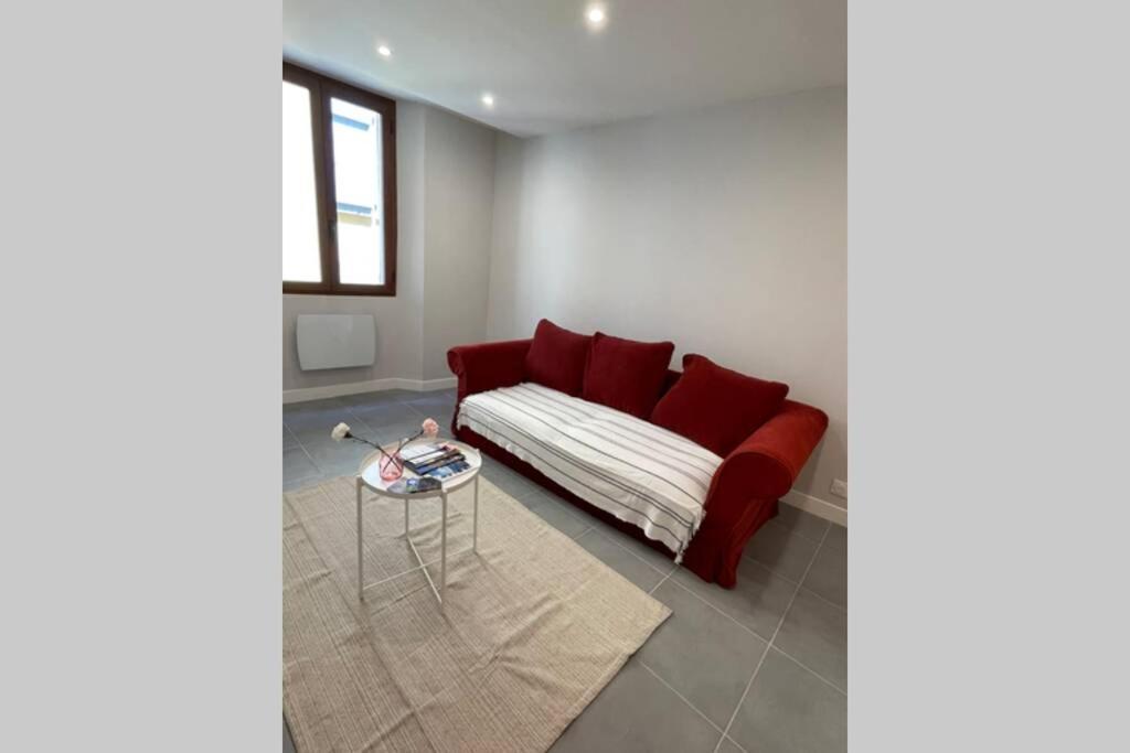 Appartement Tres Spacieux & Coupery Guillaumes Exteriör bild